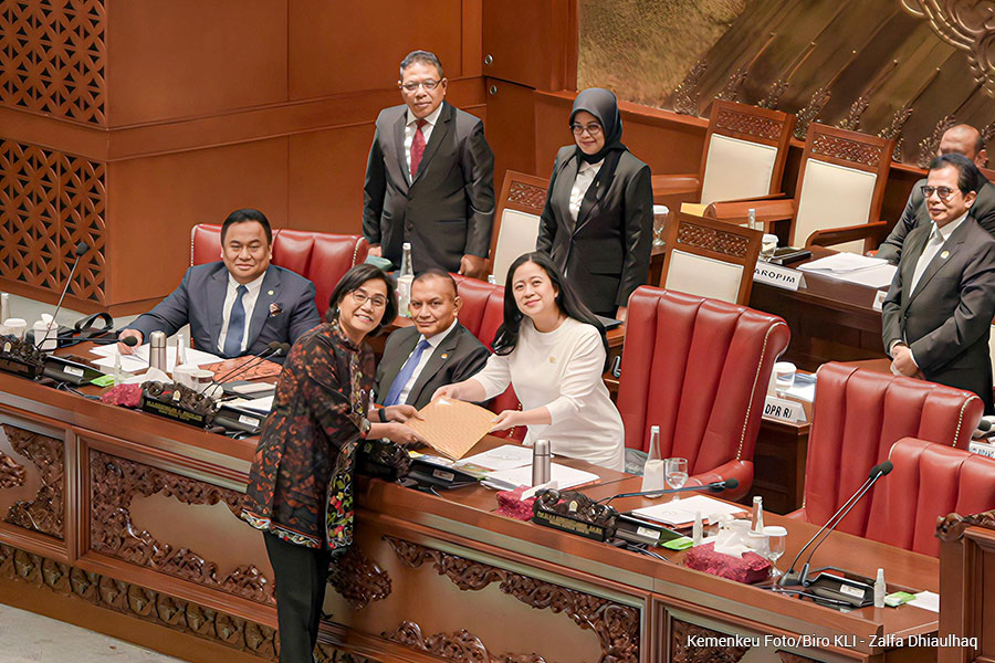 Foto : Menkeu Sri Mulyani dan Ketua DPR Puan Maharani (Ist)